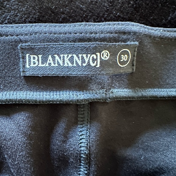 NWOT BlankNYC The Mercer Ponte Knit Skinny Pants 30 Caviar - Picture 9 of 10